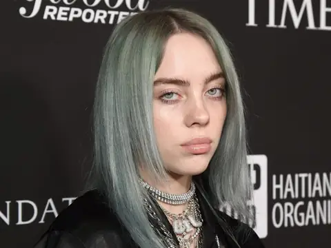 Behind Baggy Clothes and Neon Green Hair: 4 Facts You Wish You Knew About Billie Eilish