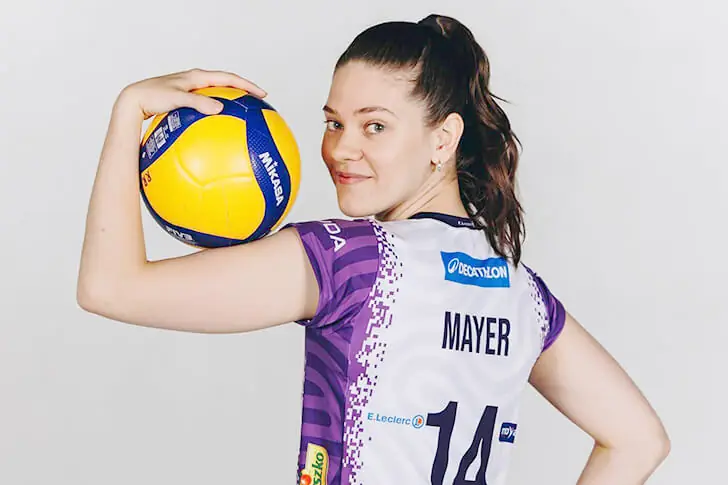 Victoria Mayer – Nacida En 2001, Argentina