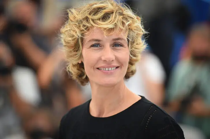 Cécile de France – 700 000 euros par an