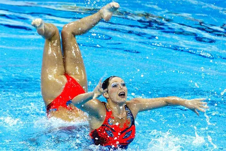 Mermaid Illusion Makes Waves