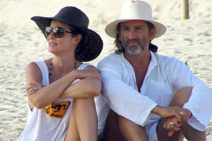Aitana Sanchez Gijon y Alejandro Lucadamo