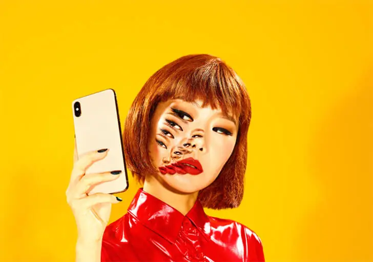 A Selfie Mirage