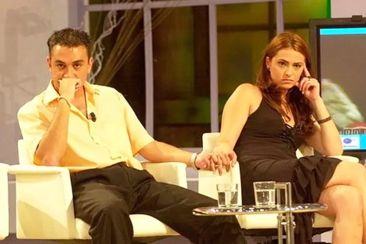 Kiko Hernández – 45 años (2022) y Patricia Ledesma – 41 años (2022) – Juntos en 2002