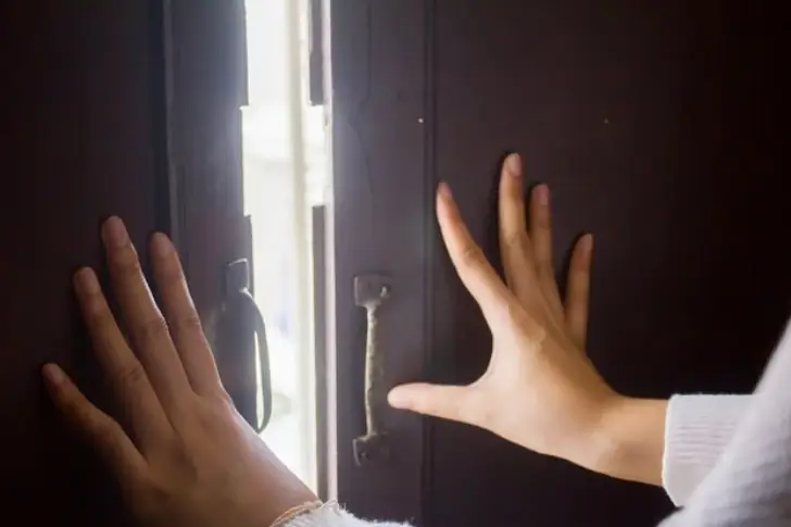 Between Fear and Faith