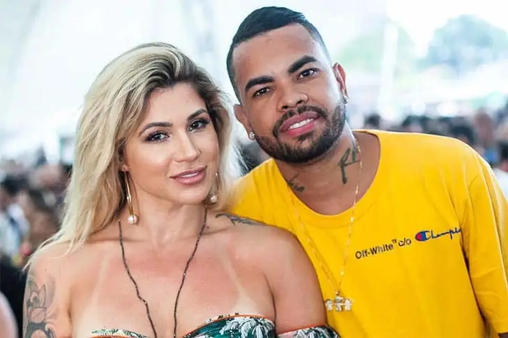Dentinho (33) e Danielle Souza – 11 anos de casamento
