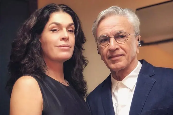 Caetano Veloso (79) e Paula Lavigne (53) – 20 anos de casamento, dois filhos