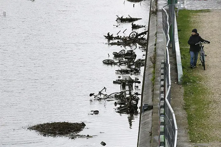 Un Canal Qui Surprend