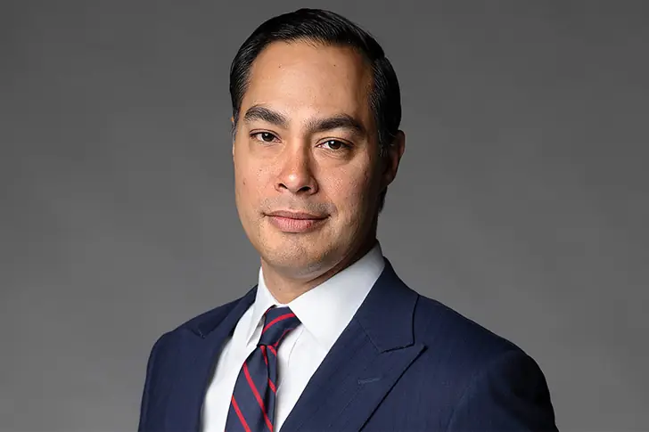 Julián Castro – Born in 1974 – $700K