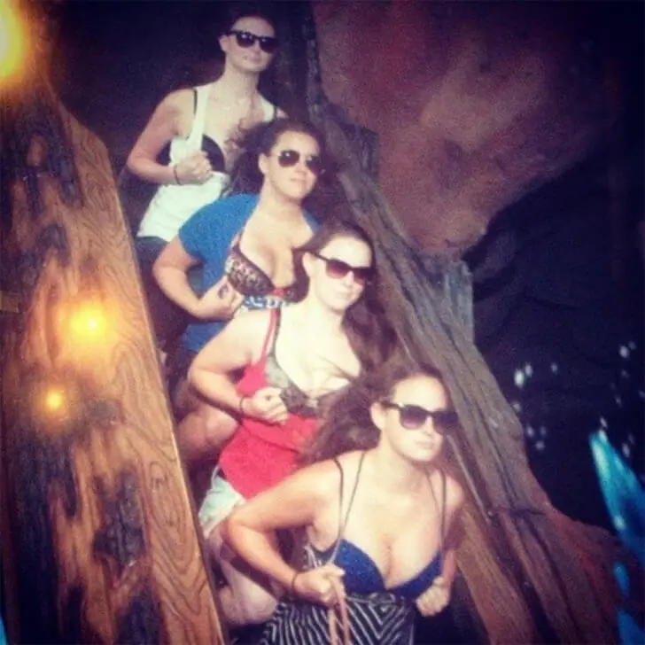 Cette attraction devrait s’appeler Flash Mountain avec des scènes pareilles