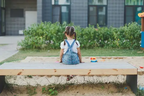 Die unerwartete Wende im Adoptionsprozess: Das mutige Geständnis eines kleinen Mädchens!