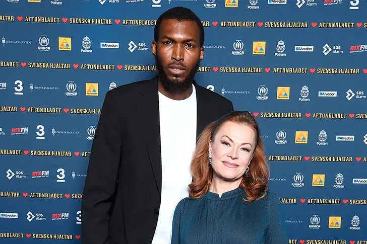 Kishti Tomita & Souleymane Toure – 10 år